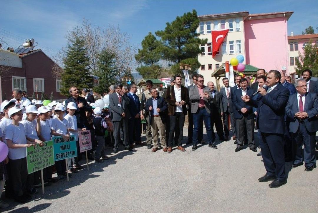 Bakan Veysel Eroğlu&rsquo;ndan Gediz&rsquo;e 12 Mlyon Tl&rsquo;lik Yatırım M&uuml;jdesi