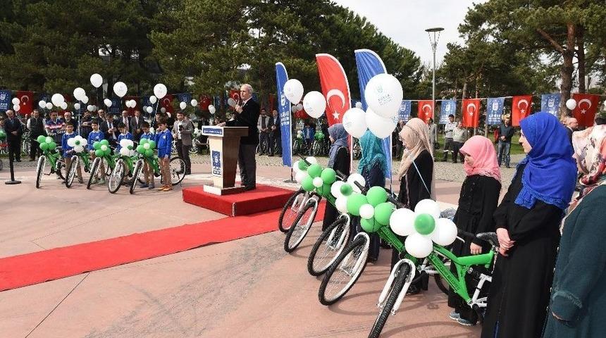 B&uuml;y&uuml;kşehir Başarıyı Bisikletle &Ouml;d&uuml;llendirdi