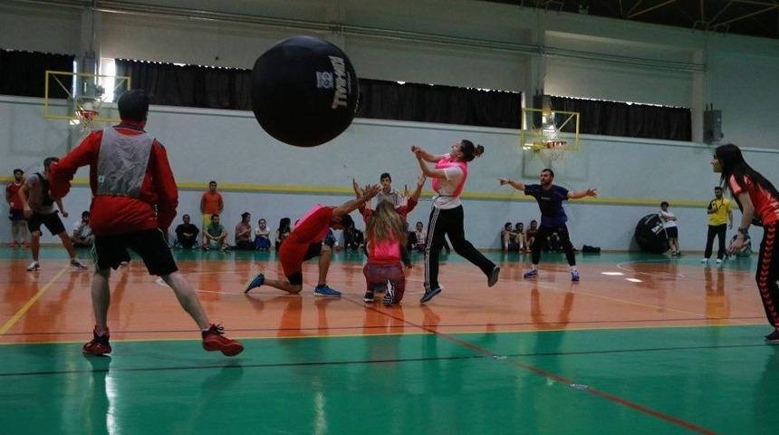 Anadolu &Uuml;niversitesi&rsquo;nden "kin-ball" Eğitimi