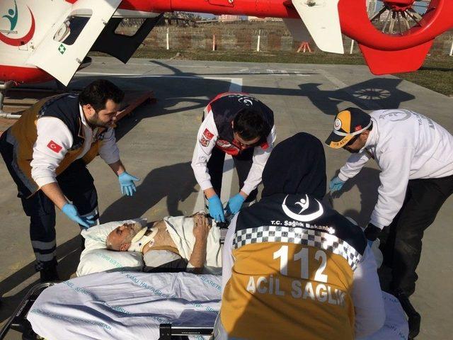 G&ouml;&ccedil;&uuml;k Altında Kalan İş&ccedil;i, Ambulans Helikopter İle Hastaneye Kaldırıldı 2