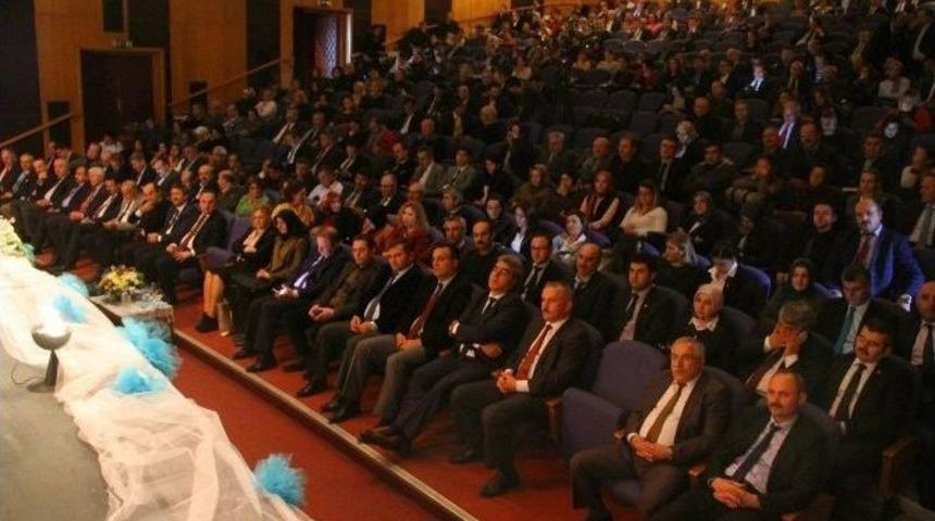 Eğitimde Yenilik&ccedil;i Projeler &Ouml;d&uuml;llendirildi