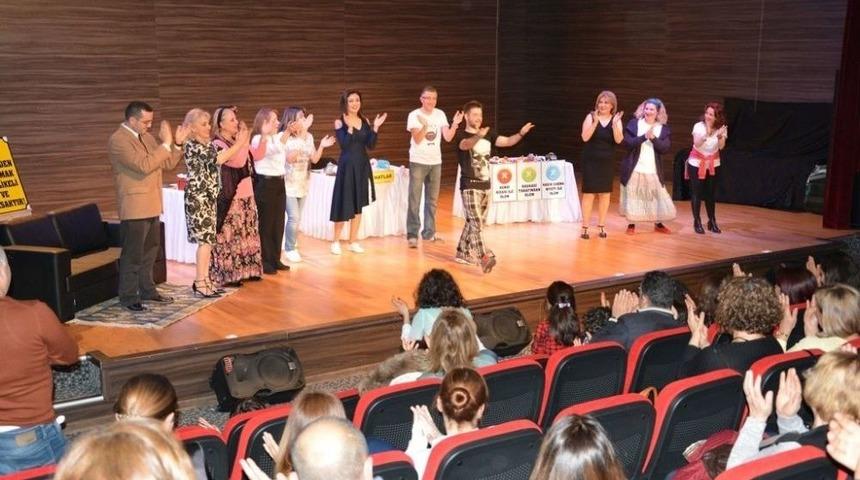 "siz Kimsiniz" Adana&rsquo;da