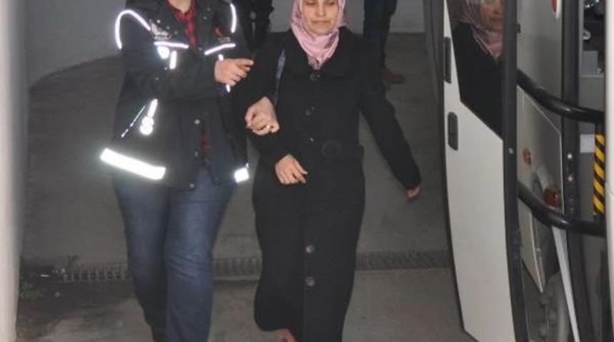 Denizli'de 8 Fet&ouml; Ablası Tutuklandı