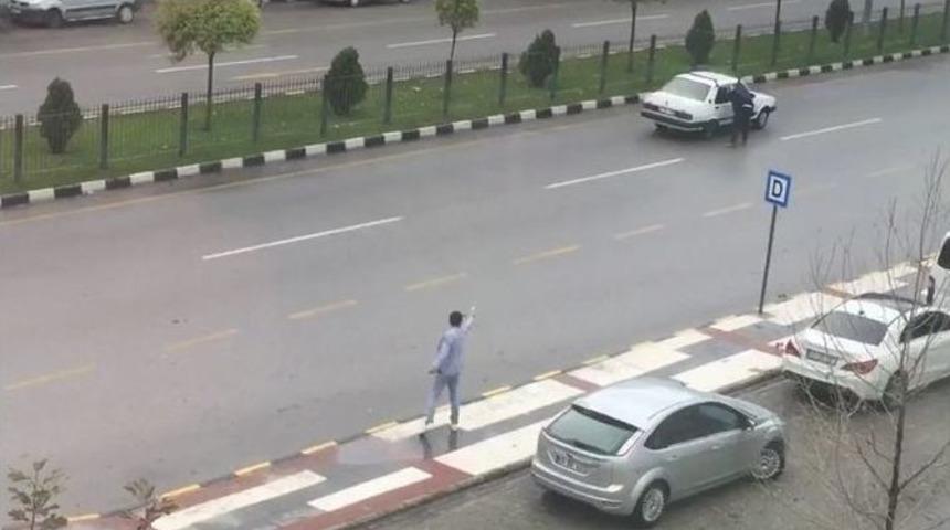 Manisa&rsquo;daki Silahlı &Ccedil;atışmanın G&ouml;r&uuml;nt&uuml;leri Ortaya &Ccedil;ıktı