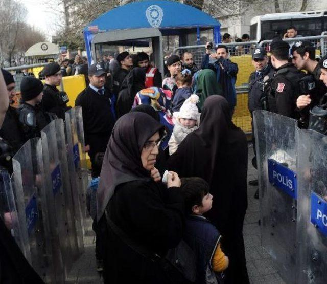 Emniyet Müdürlüğü Önünde Eylem Yapmak Isteyen Grup Gözaltına Alındı