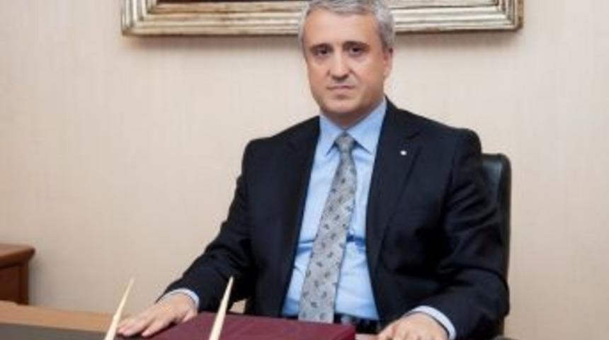 Rekt&ouml;r G&uuml;ndoğan&rsquo;ın Adana&rsquo;daki Yangınla İlgili Mesajı