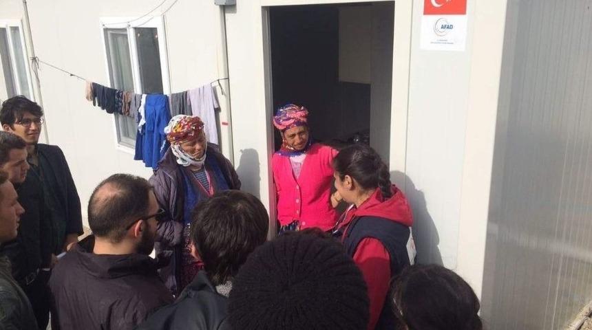 Sel&ccedil;uk&rsquo;un G&ouml;n&uuml;ll&uuml; &Ouml;ğrencilerinden Ayvacık&rsquo;a Manevi Destek