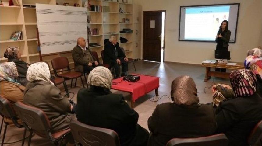 Kadın Danışma Merkezi, &Ouml;zel İnsanların Ailelerine Destek Veriyor