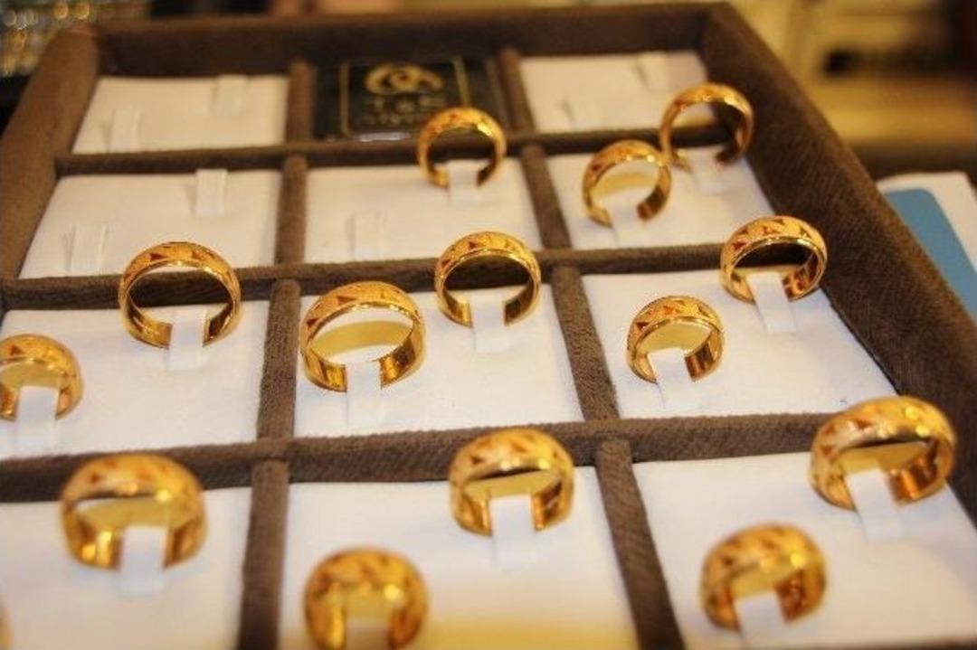 Altını Alan Yok Satan &Ccedil;ok