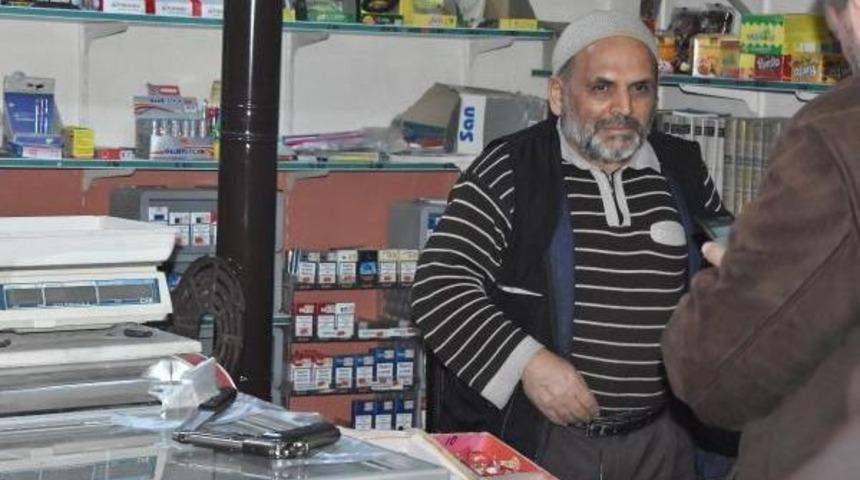 Oyuncak Tabancalı Gasp&ccedil;ıyı Şaka Yapıyor Sanmış