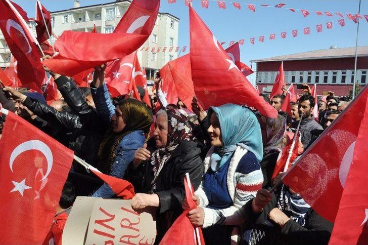 Bakan Arslan, Selim’de Bayraklar Ve Evetlerle Karşılandı G3