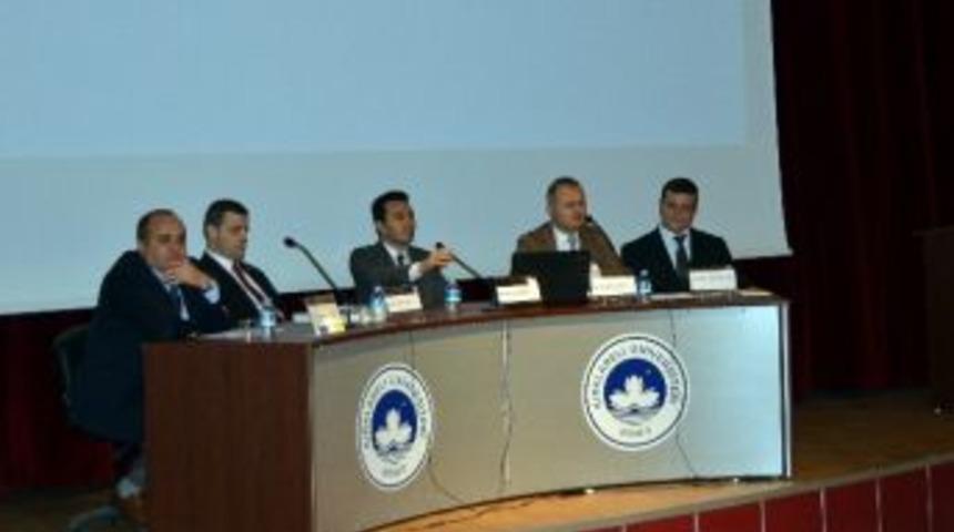 Kırklareli&rsquo;nde "t&uuml;rk D&uuml;nyasının &Ouml;nc&uuml;leri" Paneli D&uuml;zenlendi.