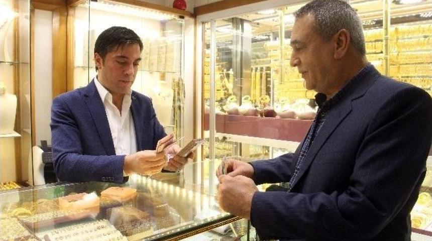 Elazığ&rsquo;da D&ouml;vizini Bozduran Altına Y&ouml;neldi