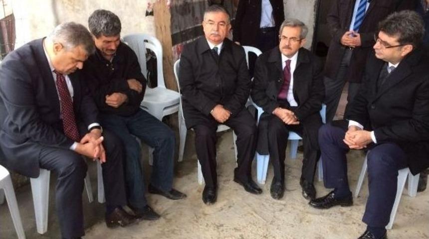 Bakanlardan Yangında &Ouml;len &Ccedil;ocukların Ailelerine Taziye Ziyareti