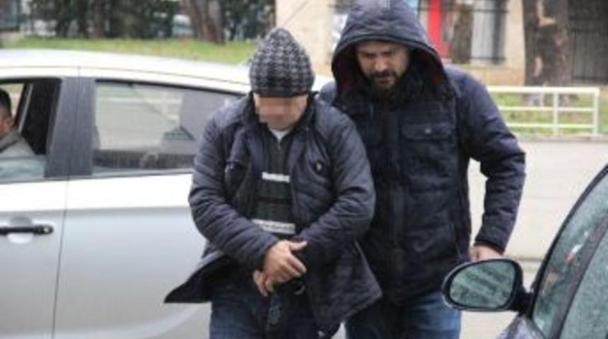 Bonzai Satınca Polis Tarafından Yakalandı