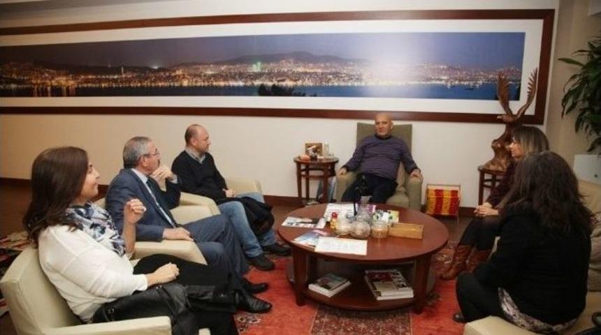 &Ouml;ğretmenlerden Başkan Altınok &Ouml;z&rsquo;e Ziyaret