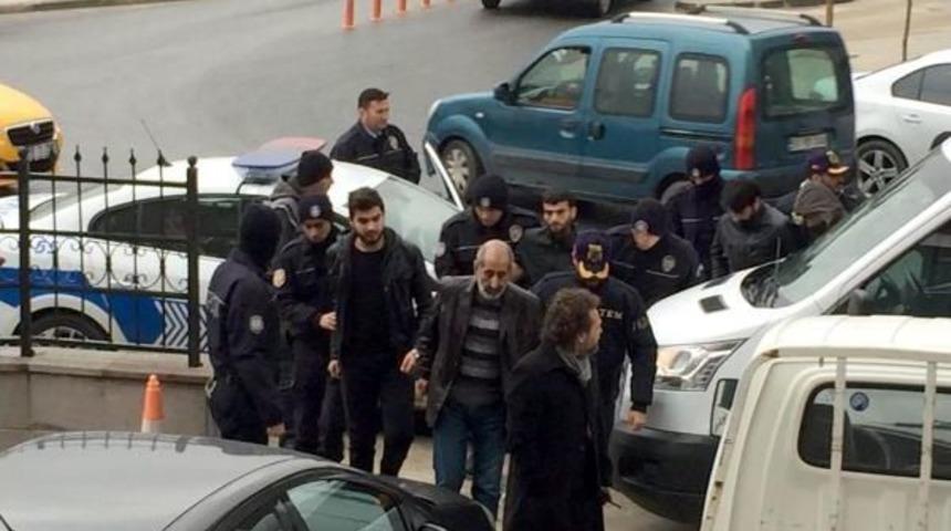 &Ccedil;erkezk&ouml;y'de Pkk Operasyonunda G&ouml;zaltına Alınan 9 Kişi Adliyede