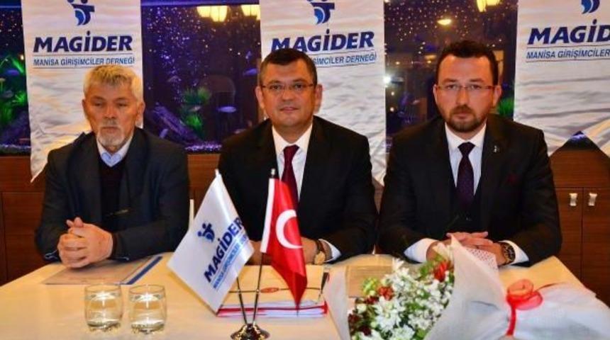 Chp'li &Ouml;zel: "devlet Bah&ccedil;eli Dış Hatlarda Elinde Bavulu &Ccedil;ok Uzun Bir Bekleyiş Yaşar"