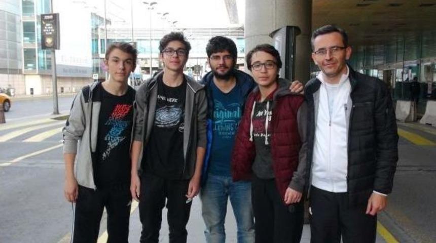 Gen&ccedil; Mucitler Artık D&uuml;nya Şampiyonasında