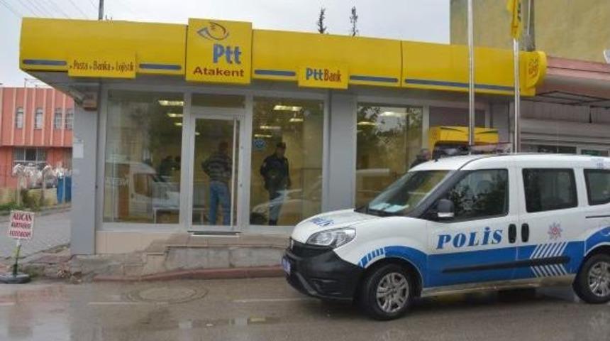 Adana'da Maskeli 2 Kişi Ptt Şubesini Soydu