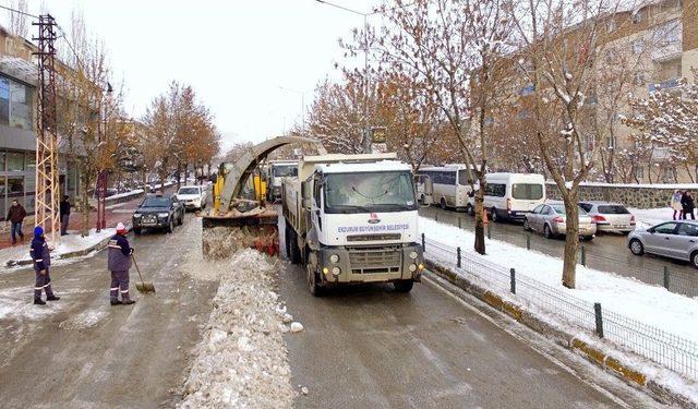 Doğu Kar Ve Buzla Mücadele Ediyor