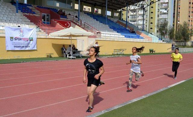 15 Temmuz Şehitleri Anma Atletizm Seçmeleri Tamamlandı