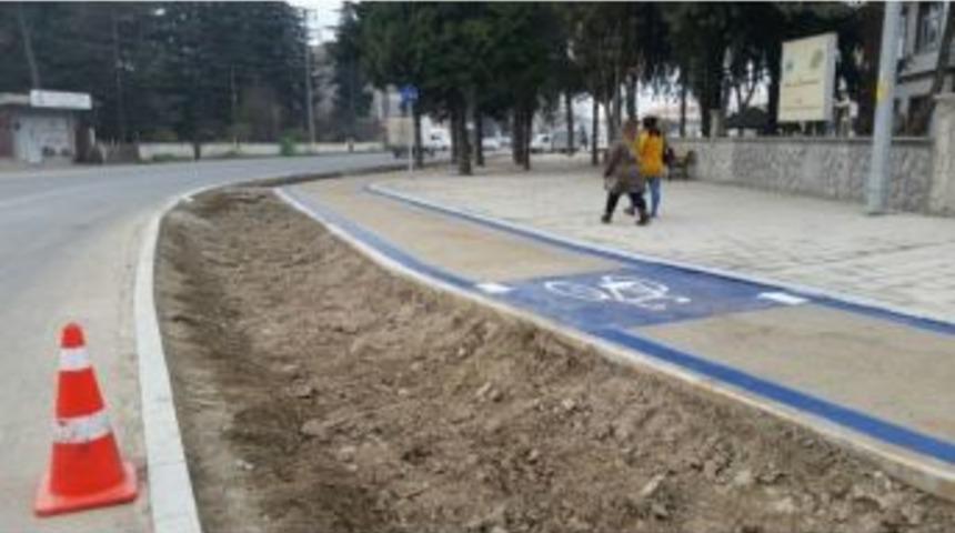 D&uuml;zce&rsquo;de Aziziye Ve H&uuml;rriyet Bulvarları Tamam