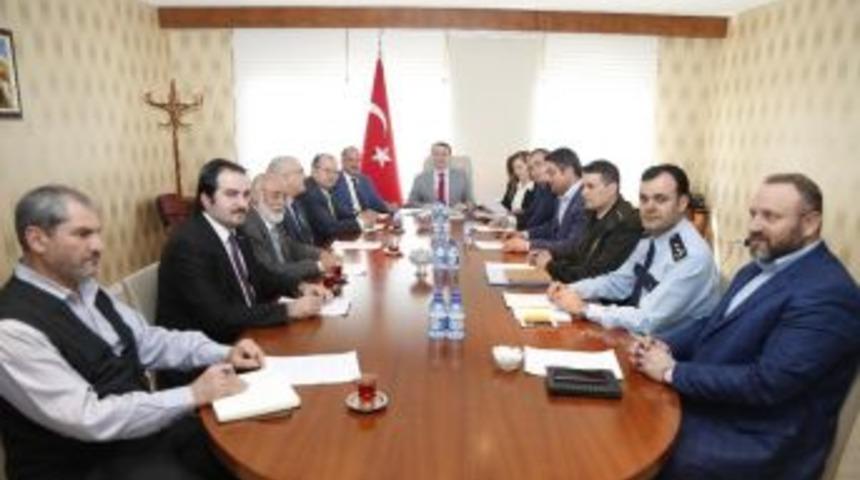 G&ouml;lbaşı&rsquo;nda Referandum &Ouml;ncesi G&uuml;venlik Toplantısı