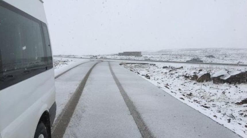 Siverek&rsquo;te Yılın İlk Karı D&uuml;şt&uuml;