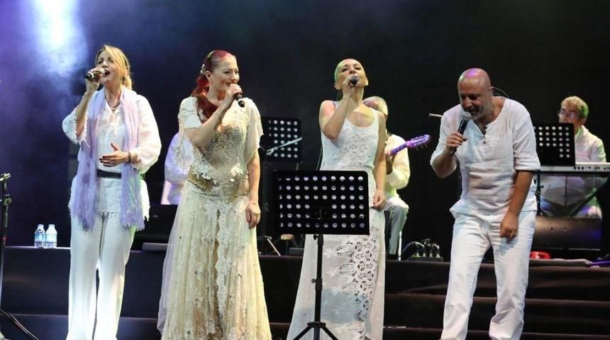 İzmir&rsquo;de Kadınlar G&uuml;n&uuml; İ&ccedil;in Festival Gibi Program