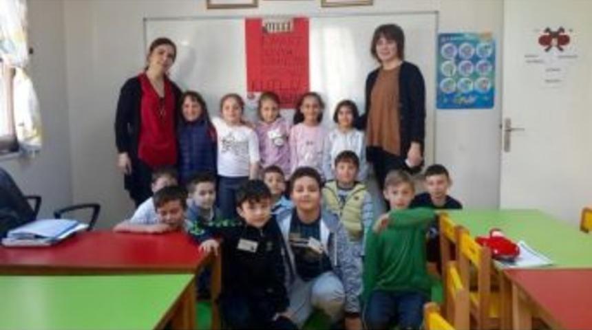 G&ouml;lmarmaralı Minikler Kadınlar G&uuml;n&uuml;&rsquo;n&uuml; Kutladı