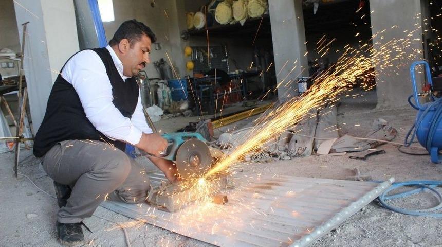 Y&uuml;ksek Faturaya Kızıp Elektrik &Uuml;retti