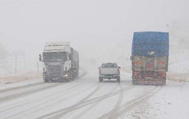 Sivas ta Kar Yağışı Etkili Oluyor 3