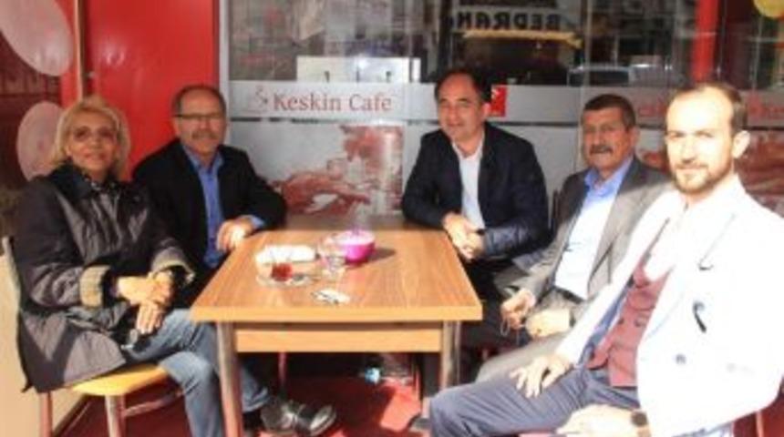 &ldquo;evet&rdquo; İ&ccedil;in İki Partinin Teşkilatları Birlikte &Ccedil;alışıyor