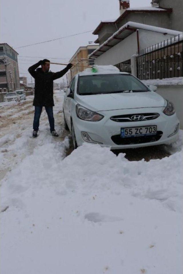 Samsun’Un Yüksek Kesimlerinde Kar Yağışı