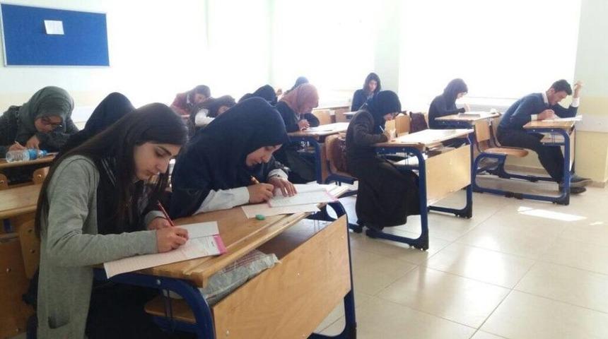 Malazgirt&rsquo;te Ygs &Ouml;ncesi Deneme Sınavı