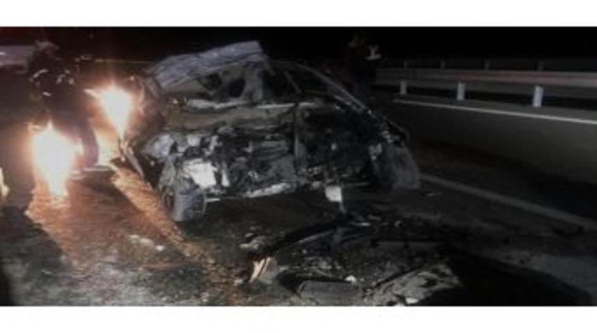 K&uuml;tahya&rsquo;da Trafik Kazası, 1 &Ouml;l&uuml;