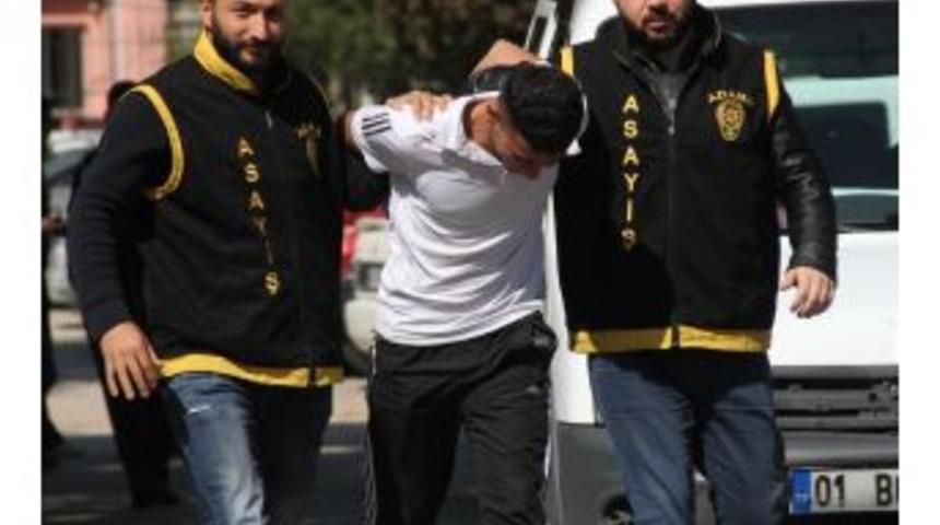 Vicdan Azabı &Ccedil;eken Hırsız Polise Teslim Oldu