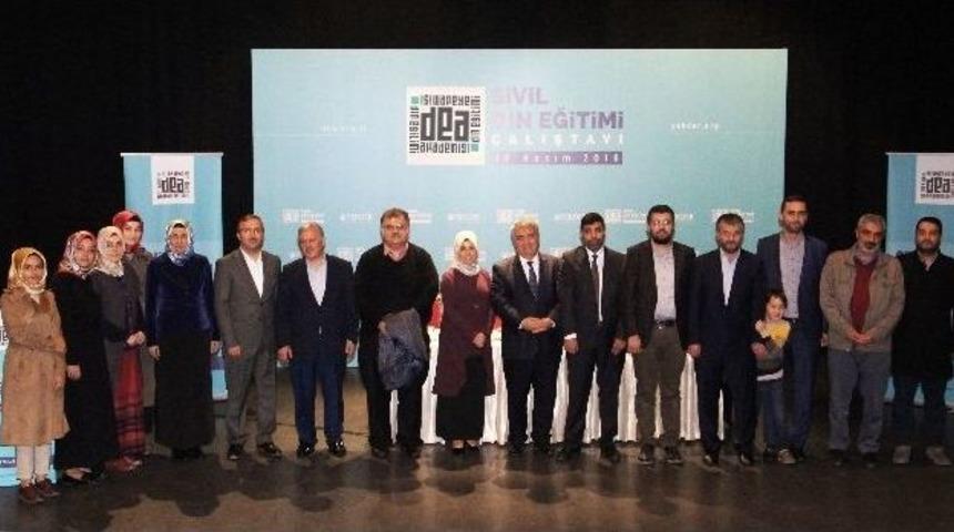 Sivil Din Eğitimi Yekder&rsquo;de Tartışıldı