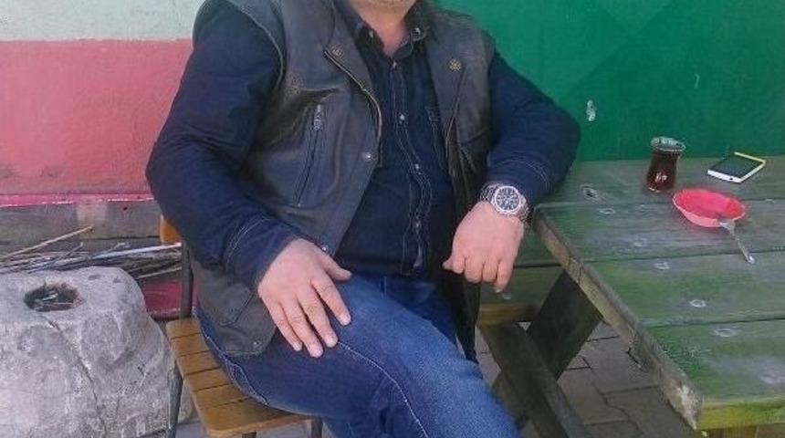 Annesini Boğazını Keserek &Ouml;ld&uuml;rd&uuml;, G&ouml;zaltına Alınırken 'vahiy Geldi' Dedi