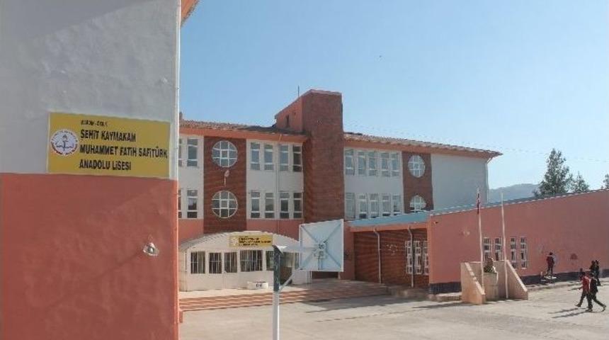 Şehit Kaymakamın İsmi Okulda Yaşatılacak