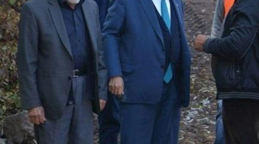 Kale Sokakları İlmik İlmik, Parke Taşı İle &Ouml;r&uuml;l&uuml;yor