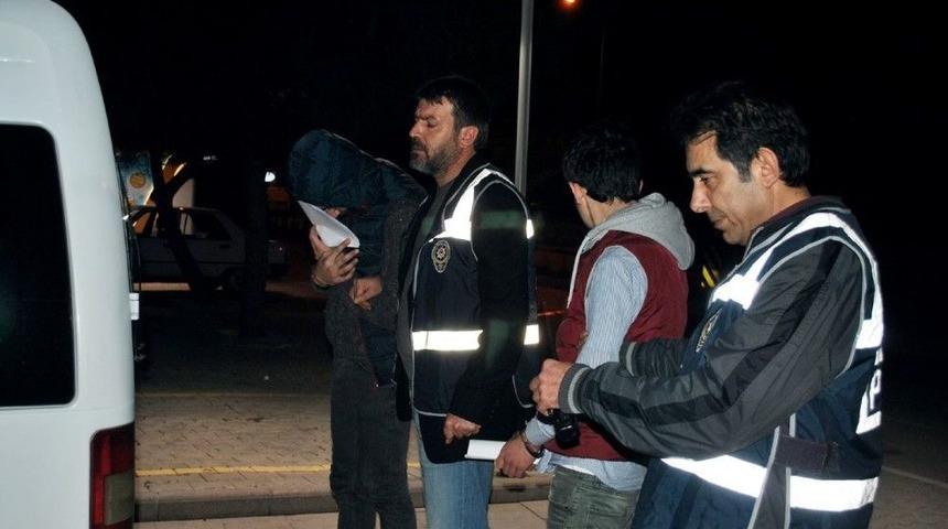 Kredi Kartı Dolandırıcıları Yakalandı