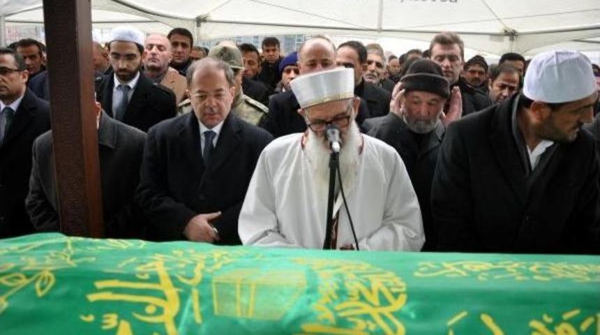 Bakan Akdağ'ın Dayısının Cenazesinde Yoğun G&uuml;venlik &Ouml;nlemi