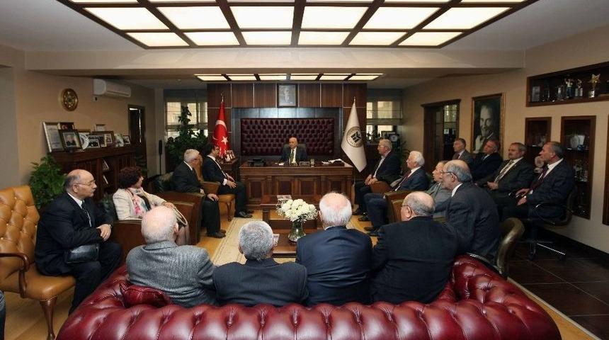 Karslılar Yenimahalle&rsquo;ye &Ccedil;ıkarma Yaptı