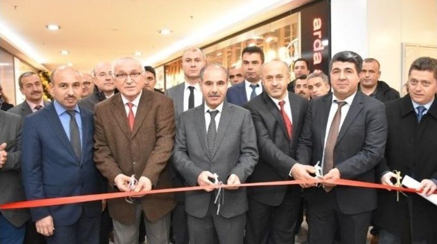 Toplum Ruh Sağlığı Merkezi&rdquo; El Sanatları Sergisi A&ccedil;ıldı