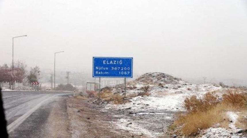 Tunceli, Elazığ Ve Bing&ouml;l'e Kar Yağmaya Başladı