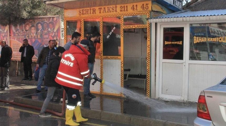 Hakkari&rsquo;de Taksi Duraklarını Yakıma &Ccedil;alışması