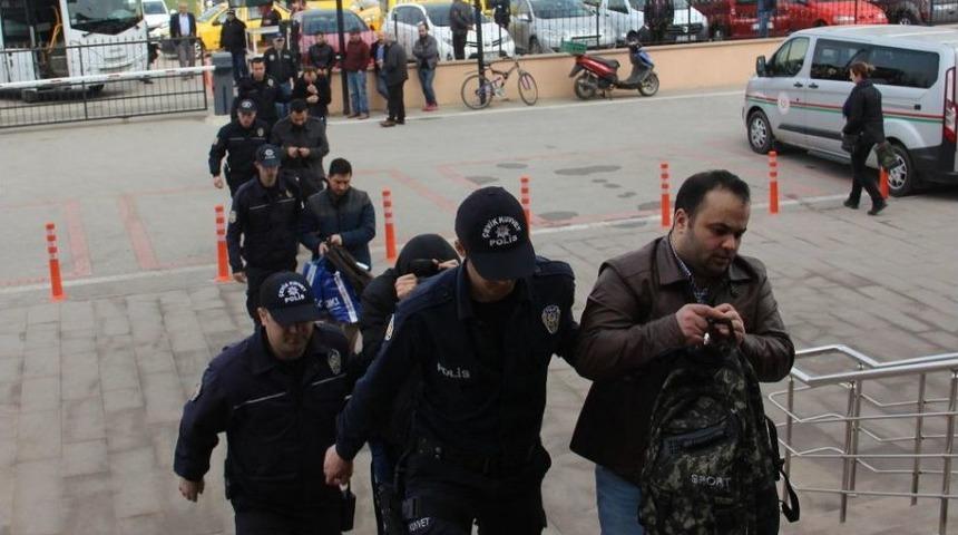 Fet&ouml;&rsquo;n&uuml;n Askeri Yapılanmasına Operasyon