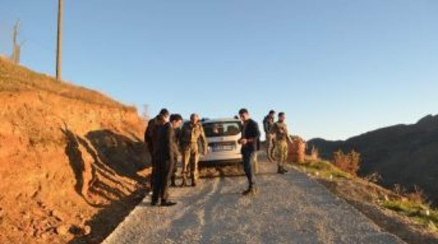 Kaymakam Dundar, Pahan Tepe Yolunu İnceledi